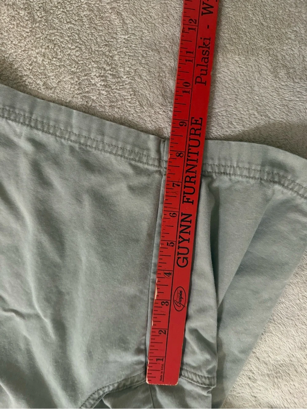 Cherokee Men's Cargo Shorts in Khaki Green